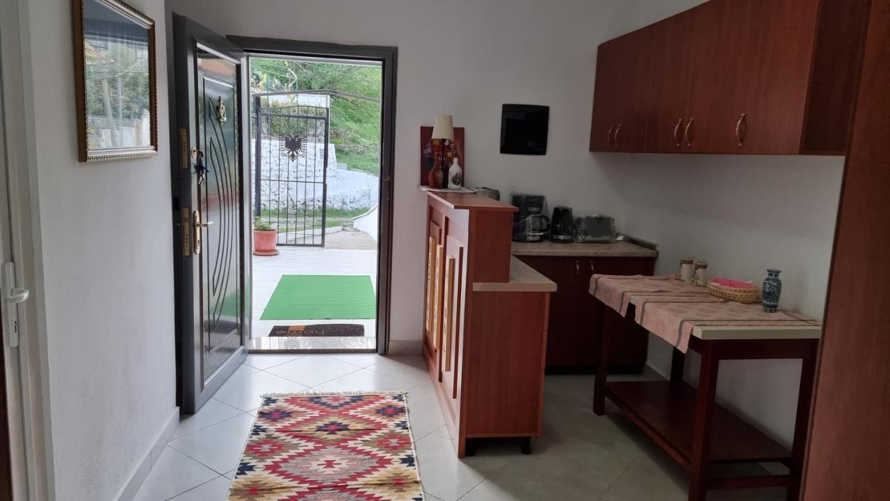 Kalaja Inn Kruje Luaran gambar