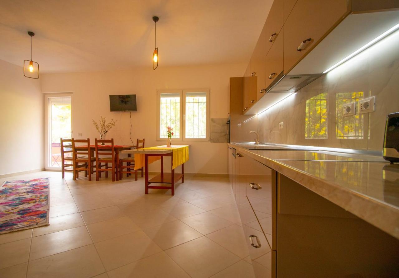 Kalaja Inn Kruje Luaran gambar