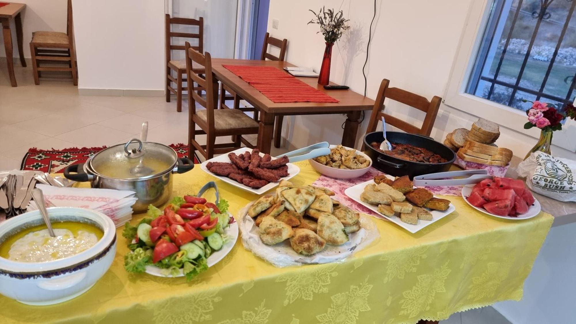 Kalaja Inn Kruje Luaran gambar